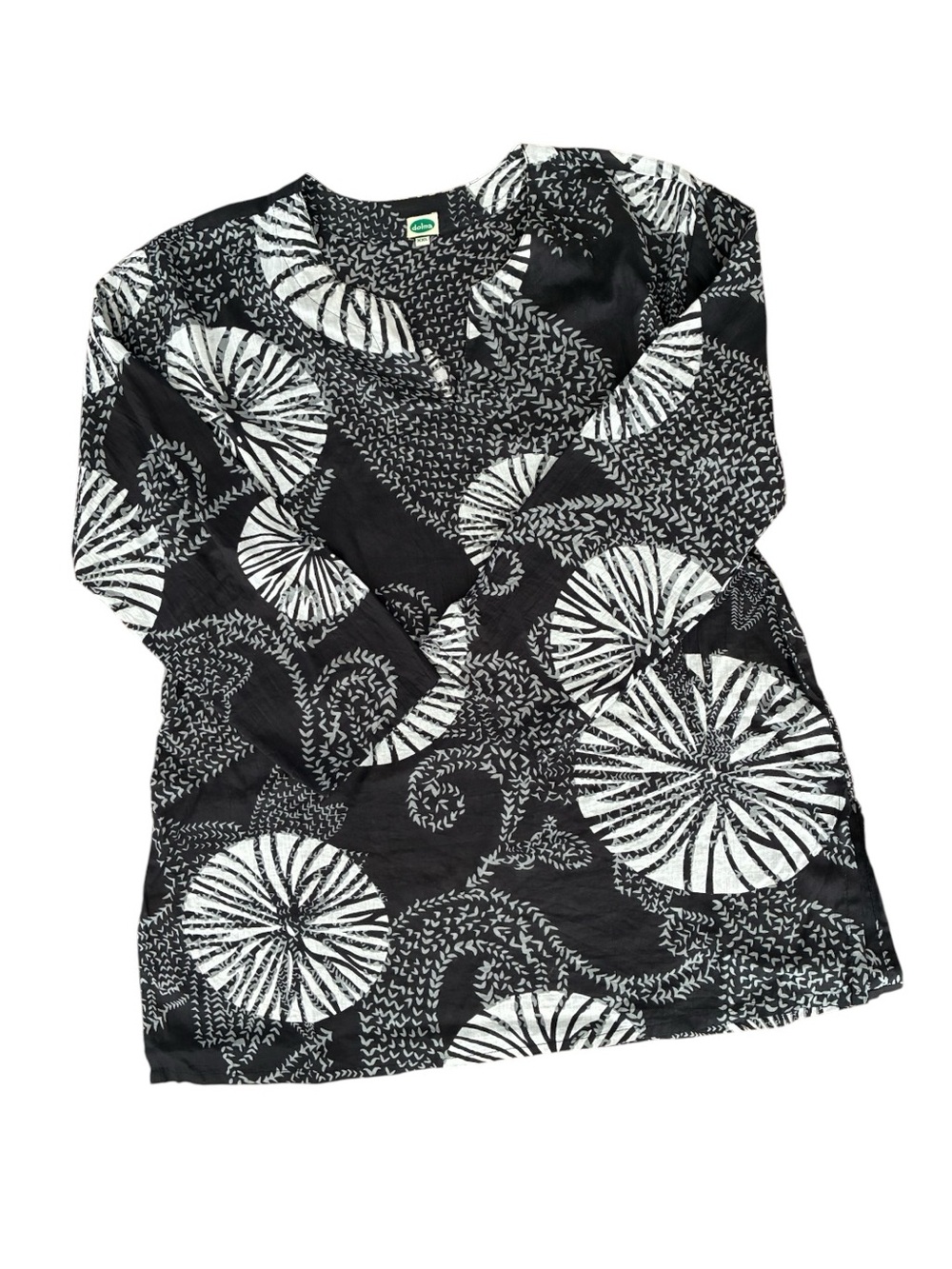 Dolma Black & White Cotton Abstract Floral Blouse Labeled as XXL & Fits Like XL